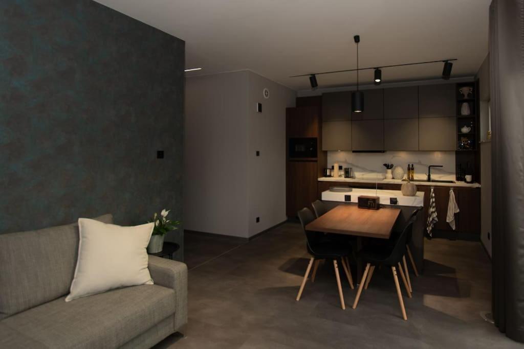 Schneppenbach Moderne Wohnung Mit Panorama מראה חיצוני תמונה